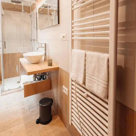Semesterbostad Lulu House *